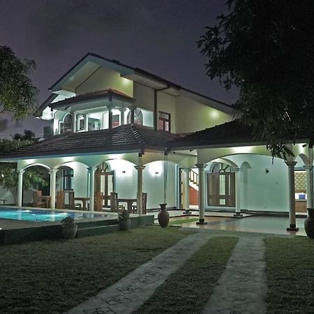 Sri Ra'Anana Villa Marawila Exterior foto