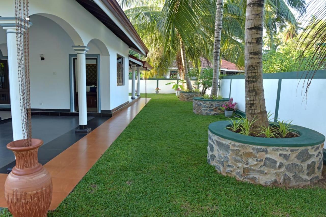 Sri Ra'Anana Villa Marawila Exterior foto