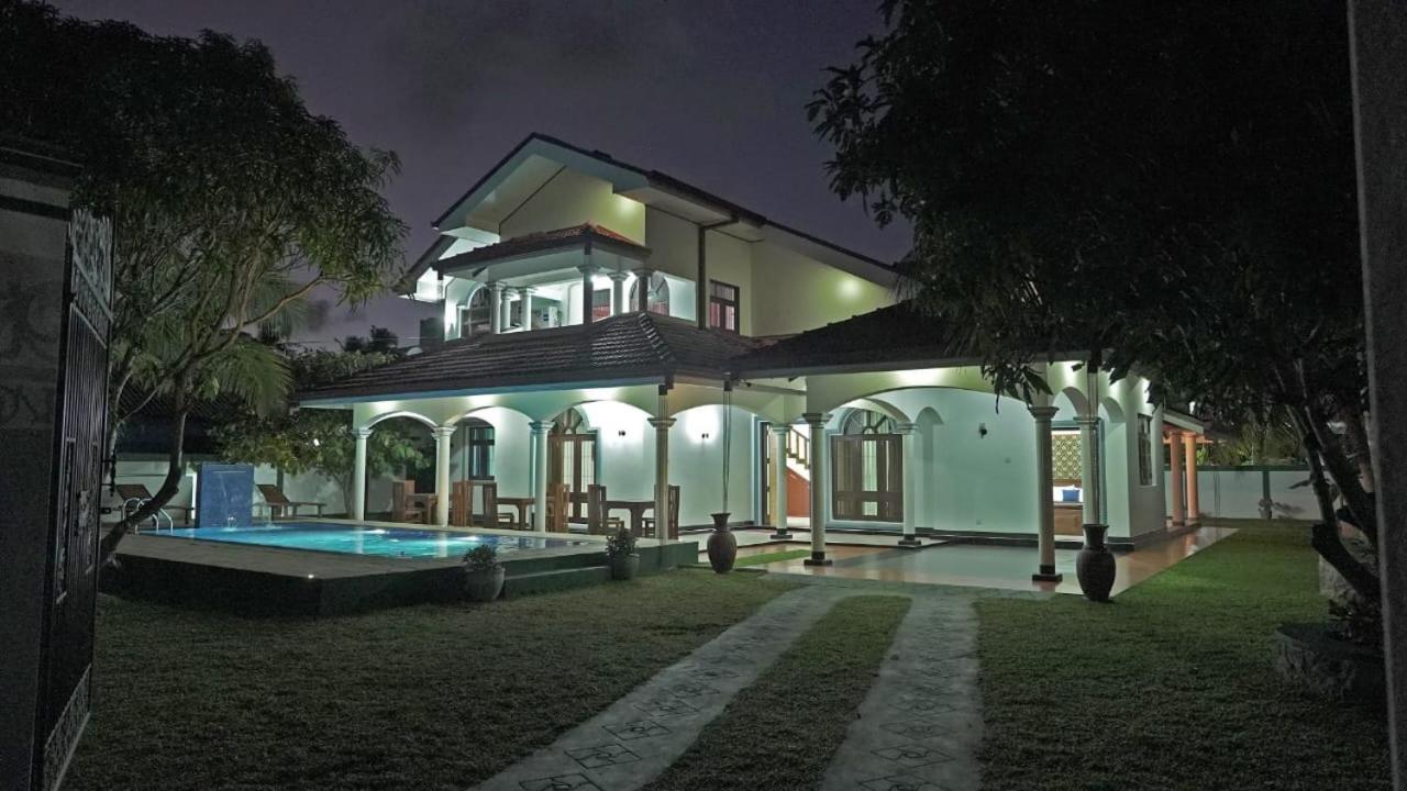 Sri Ra'Anana Villa Marawila Exterior foto